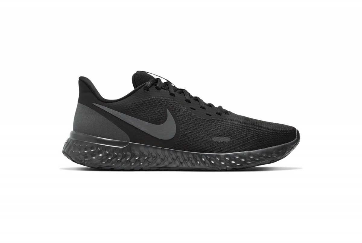 Оригинальные мужские кроссовки Nike серии Revolution 5_lispo.com.ua