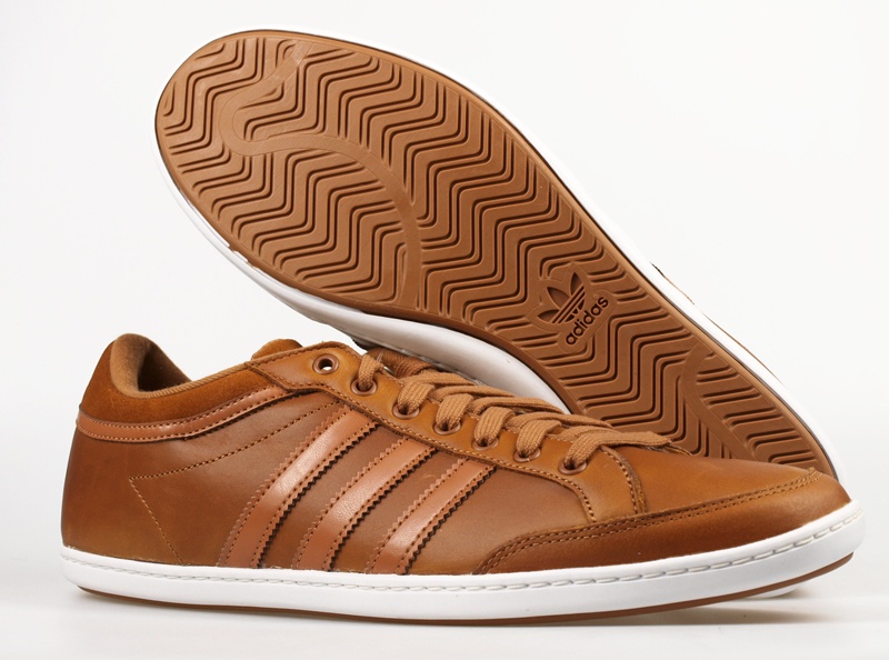 PLIMCANA CLEAN LOW V22667 Adidas