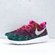 Кроссовки ROSHERUN PRINT (GS) 677784602 Nike