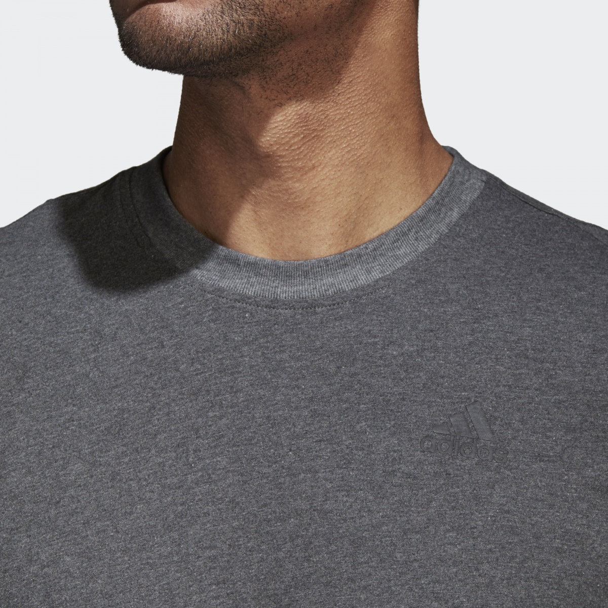 ess base tee