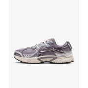 Кроссовки NIKE V5 RNR HJ5228-003 Nike